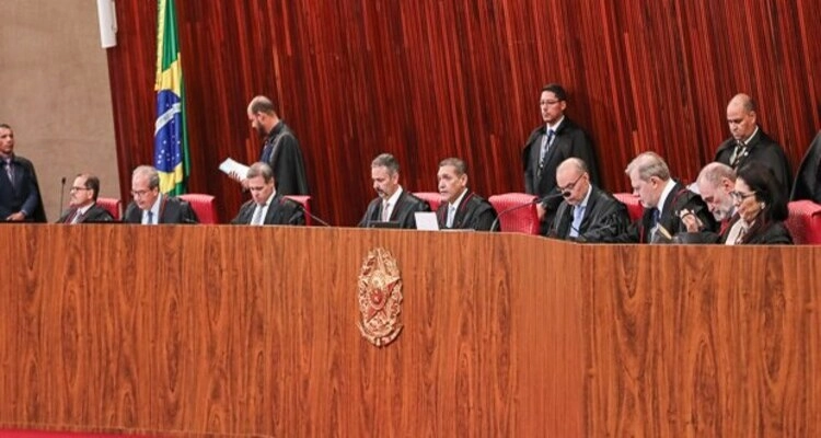 TSE julga na quinta se terá ou não segundo turno no Rio