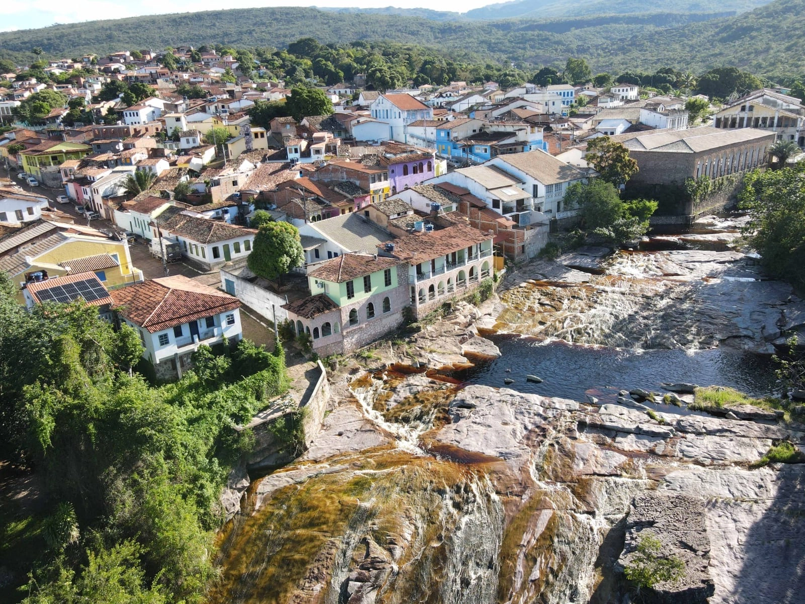 FESTIVAL DE LENÇÓIS UNE MÚSICA E EXPERIÊNCIAS TURÍSTICAS NA CHAPADA DIAMANTINA