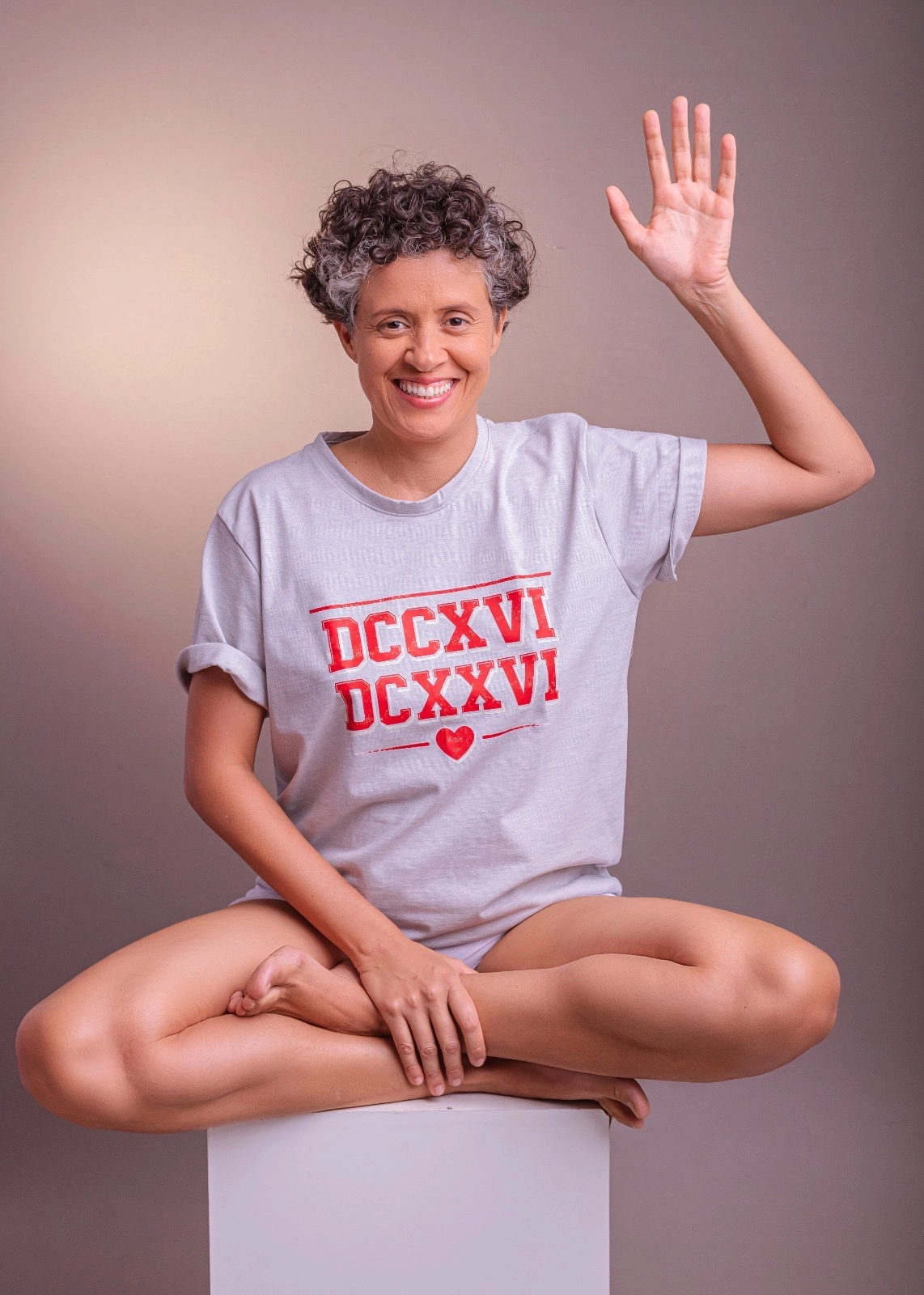 LIGIA CALLAZ LANÇA AUDIOVISUAL DE “AMORES PANDÊMICOS” NO DIA NACIONAL DA VISIBILIDADE LÉSBICA