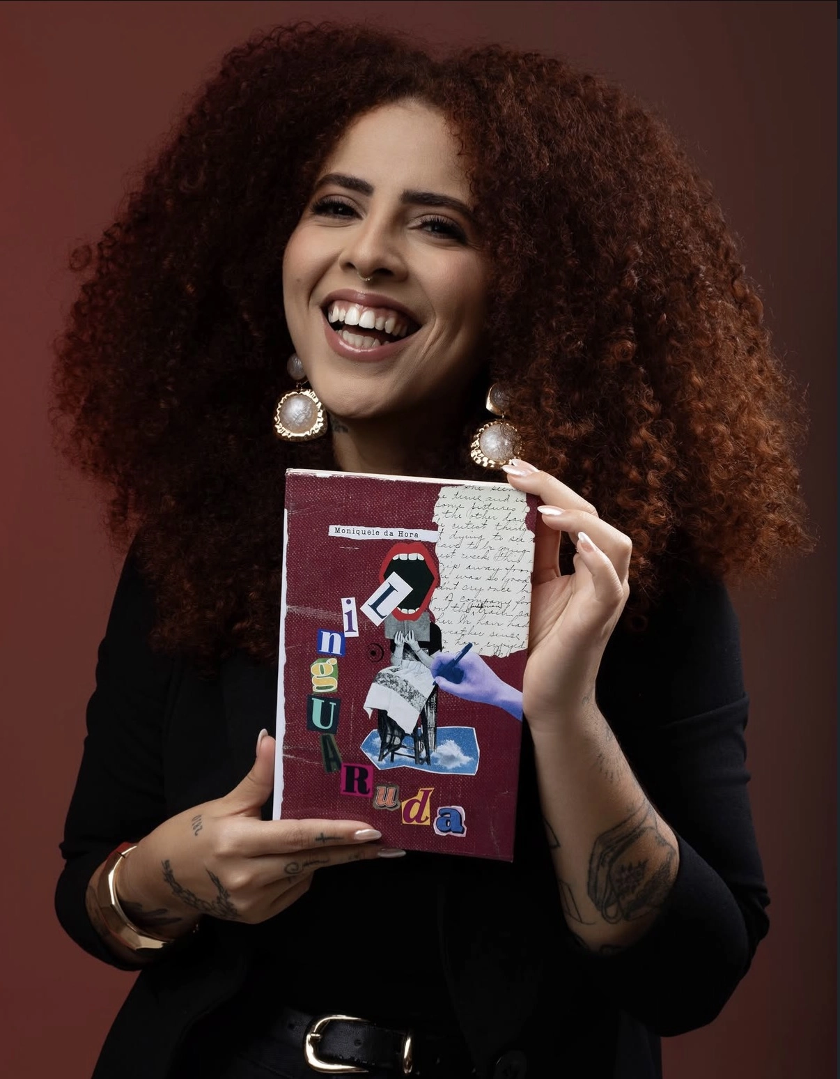 ESCRITORA SUL-BAIANA MONIQUELE DA HORA LANÇA LIVRO “LINGUARUDA” EM ITABUNA