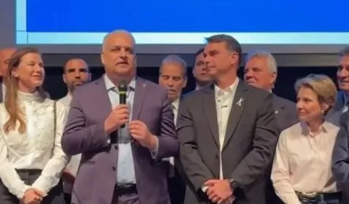 Alfredo Gaspar é escolhido como vice na chapa de Flávio Bolsonaro