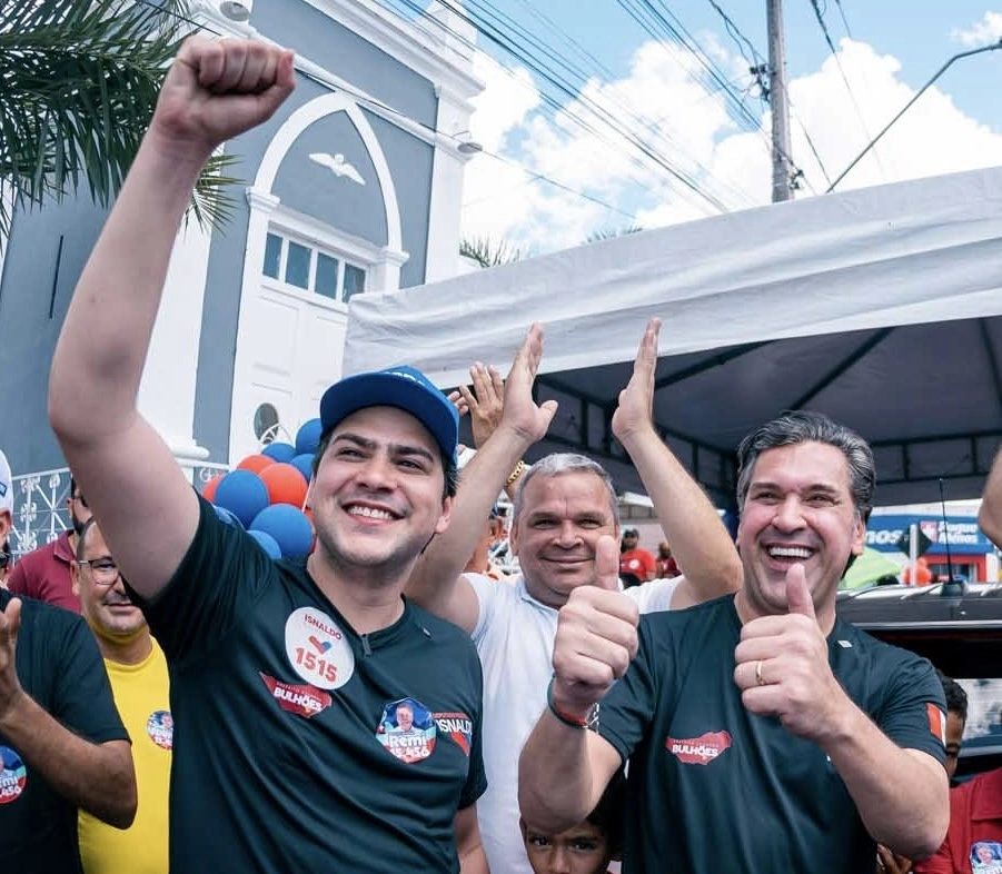 Eduardo Bulhões destaca força de Isnaldo Bulhões em Brasília com 300 casas para Santana do Ipanema