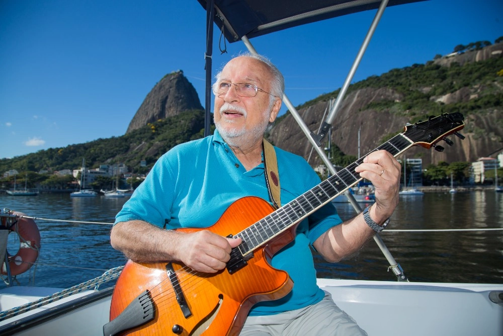 ROBERTO MENESCAL ASSUME O PAPEL DE PROTAGONISTA DO NOVO AUGE DA BOSSA NOVA