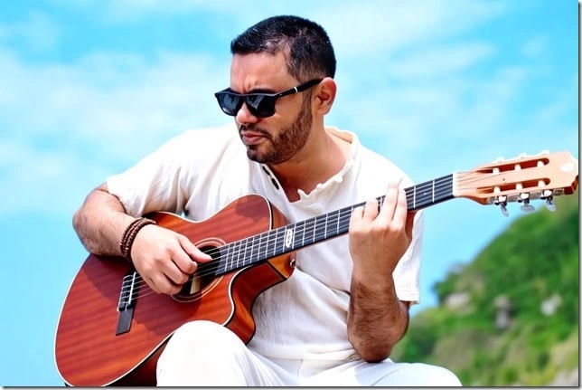 FELIPE REIS CELEBRA A OBRA DE PAULO CÉSAR FEITAL EM "ALMA EM CANÇÃO",  EM ÚNICA APRESENTAÇÃO, DIA 09 DE OUTUBRO, NO TEATRO RIVAL PETROBRAS