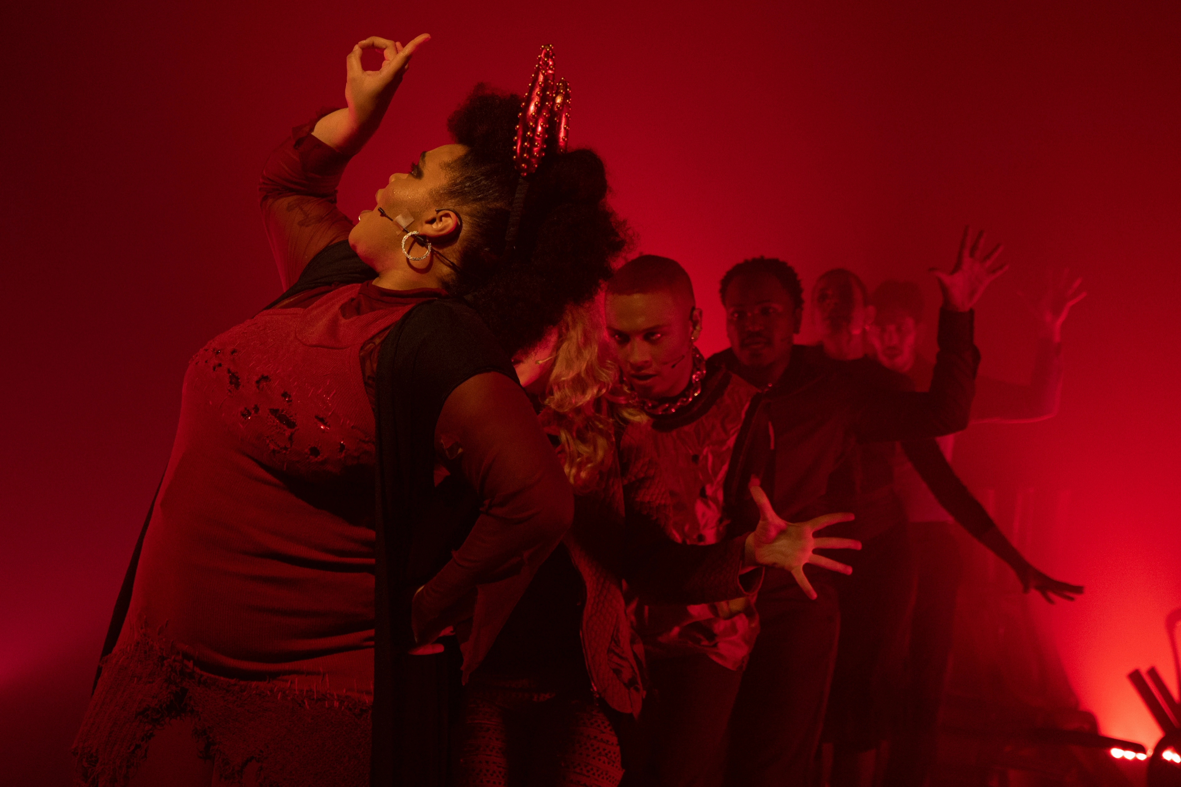 Premiado musical "A Igreja do Diabo" entra nas últimas semanas de temporada em São Paulo
