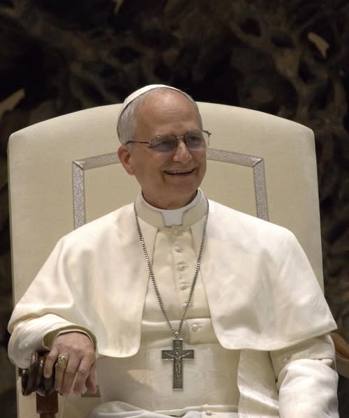 VATICANO CONFIRMA CÂNCER DE PULMÃO DO PAPA LEÃO XIV