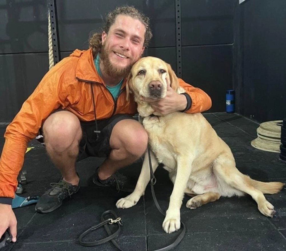 Uber é multada em R$ 384 mil após motorista recusar cão-guia de atleta cego em Florianópolis