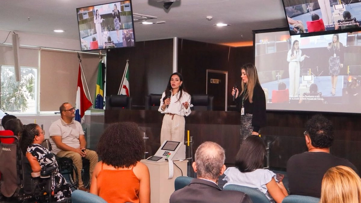 Seção +Q Inclusiva: pessoas com deficiência participam de treinamento para atuar como mesários