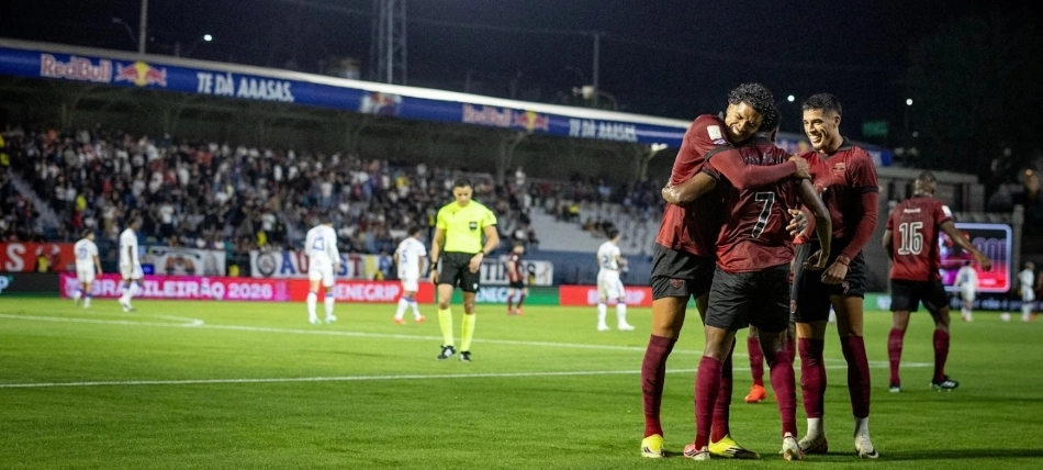 ⚽ BRAGANTINO FAZ 4 A 2 NO CRUZEIRO, ENCERRA JEJUM E CONQUISTA VITÓRIA IMPORTANTE NO BRASILEIRÃO