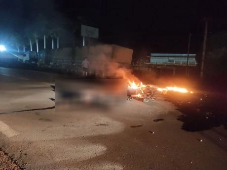 Tragédia na BR-158: motociclista morre após colisão com carreta e moto pegar fogo em Vila Rica (MT)
