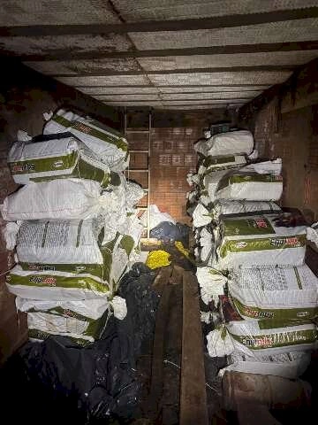 Bunker com 1,22 tonelada de maconha é encontrado em CG