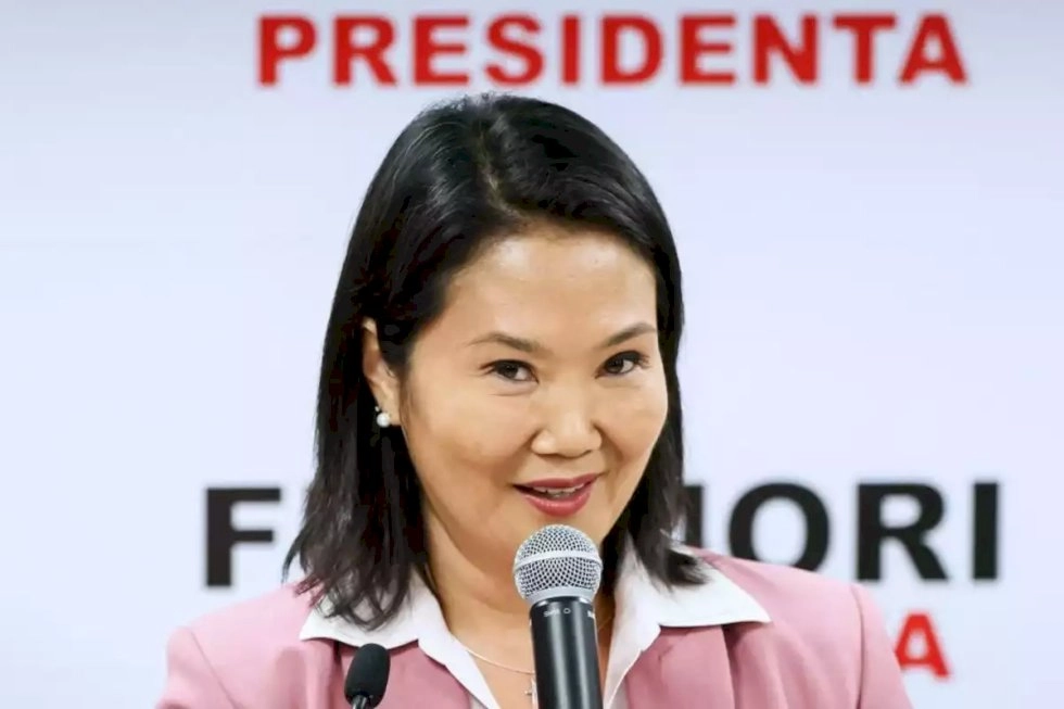 Peru comemora Dia da Independência com posse de Keiko Fujimori