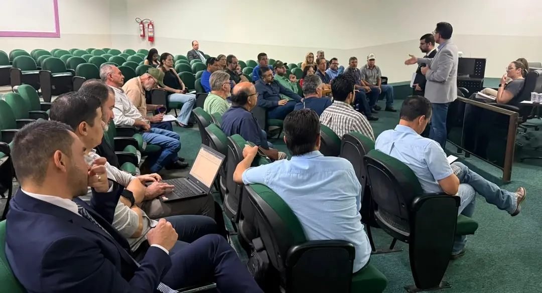 Câmara reúne empresários e Prefeitura para discutir cobrança da taxa do lixo no Distrito Industrial