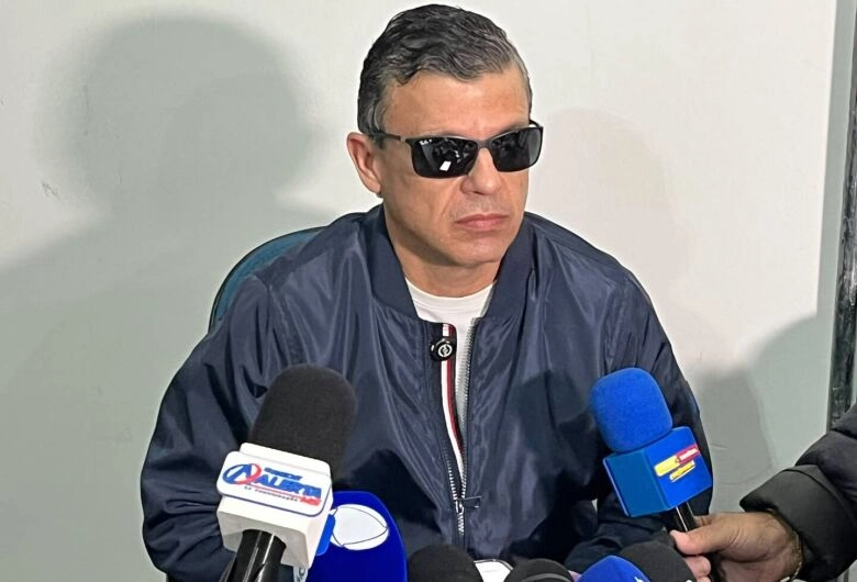"Morreu inocentemente, fazendo o que ele mais gostava", relata pai de Vitor