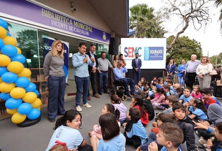 Prefeitura revitaliza Biblioteca Central e devolve espaço de leitura à população