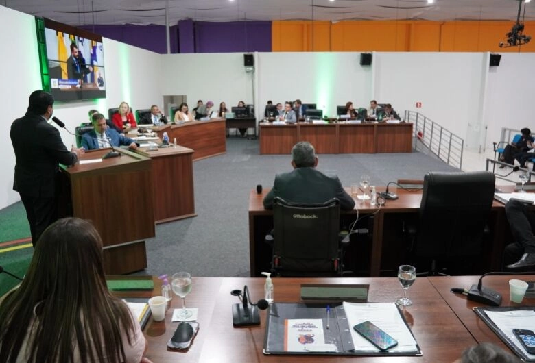 Câmara realiza duas sessões e aprova Feira Livre como patrimônio cultural