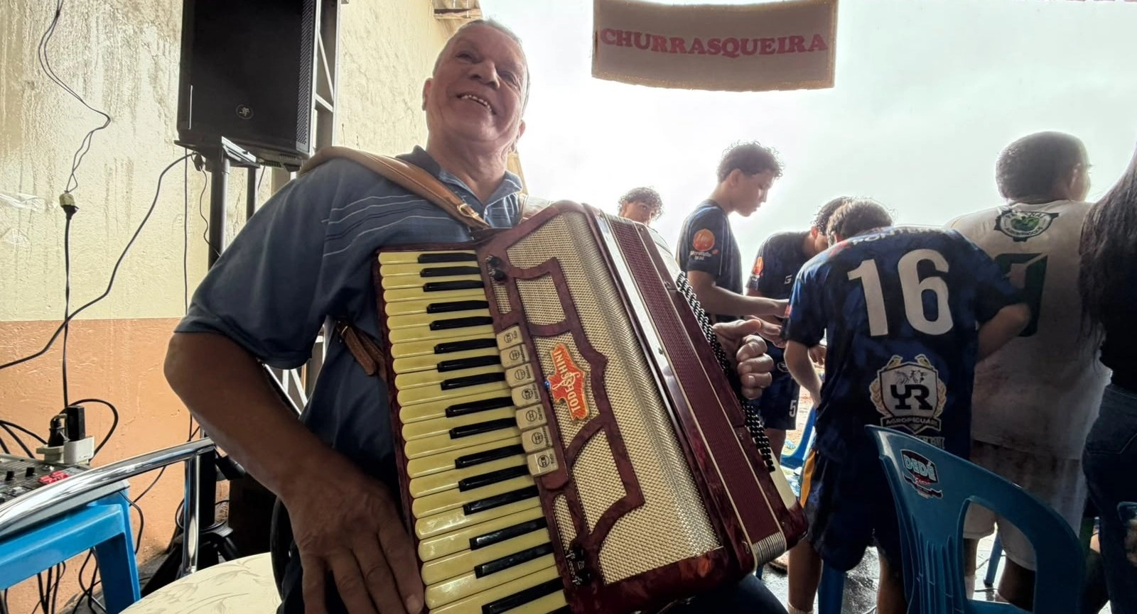 Aos 74 anos, Quebra mantém viva na sanfona a memória dos antigos bailes de Nova Andradina