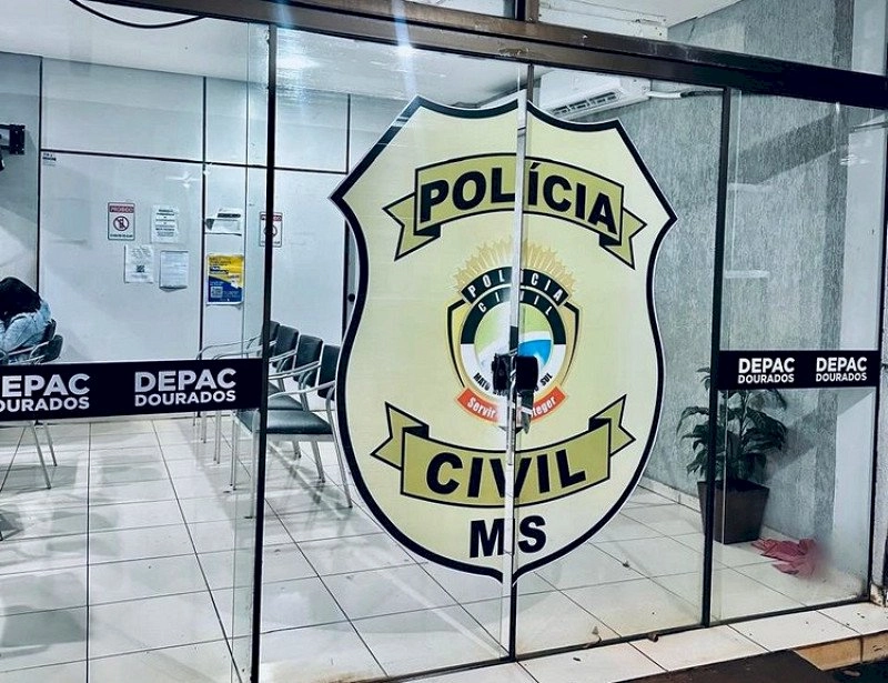 Foragido é esfaqueado no peito e passa mal em delegacia