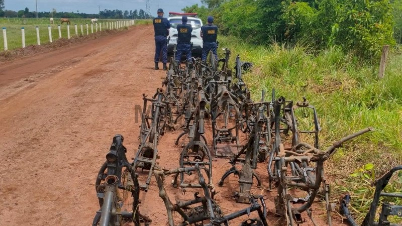 Mais de 120 quadros de motos são encontrados após operação contra desmanche na Capital