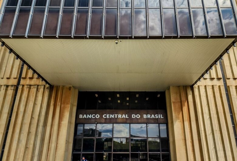 BC reduz projeção de crescimento da economia para 1,8%
