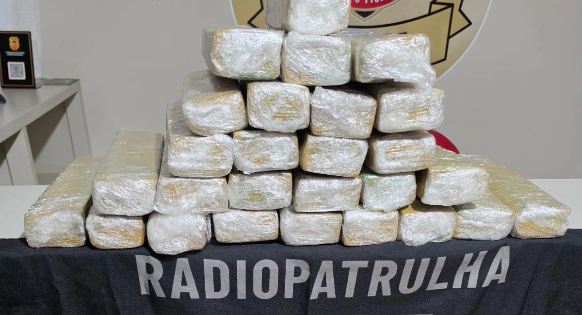 Polícia Militar apreende mais de 20 quilos de maconha durante abordagem em Nova Andradina