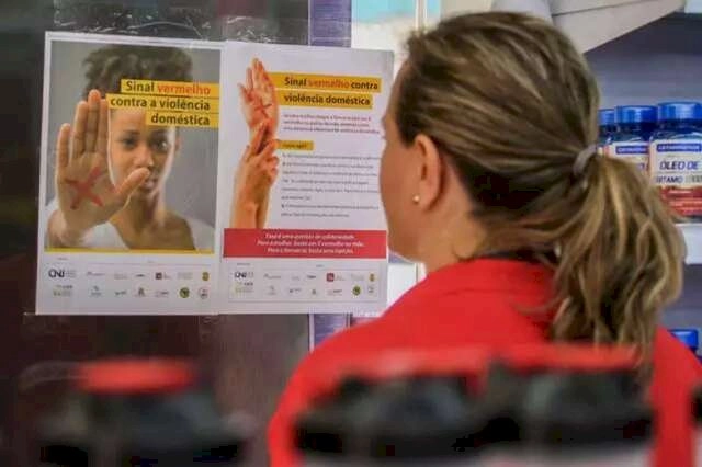 Vítimas de violência terão renda durante afastamento do trabalho