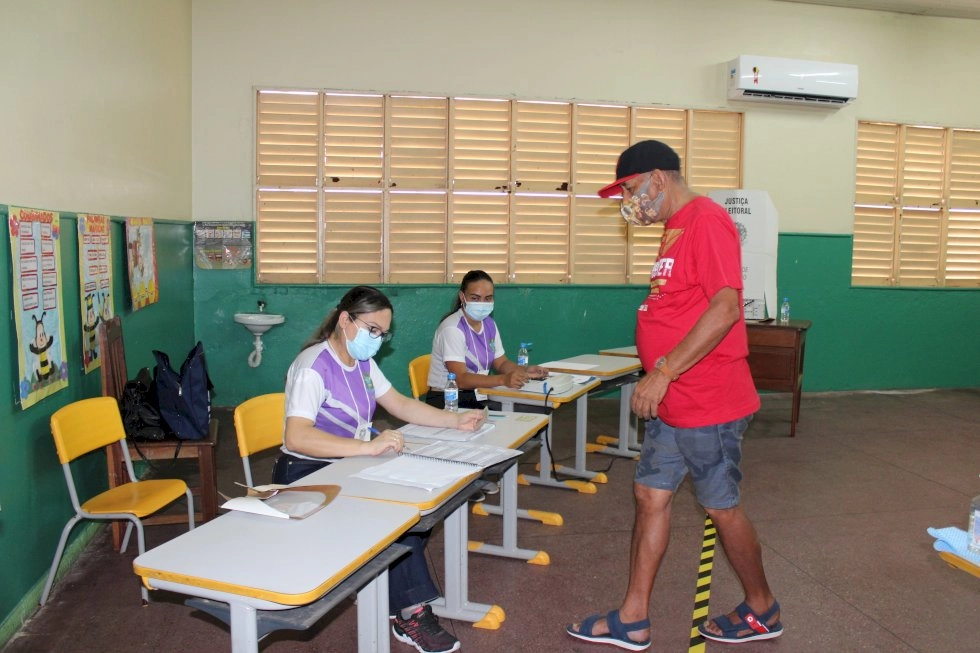 Eu sou obrigado a votar? Entenda lei no Brasil
