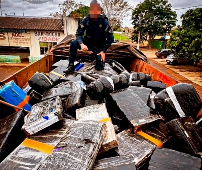 PM apreende 2,5 toneladas de maconha em carga de couro bovino