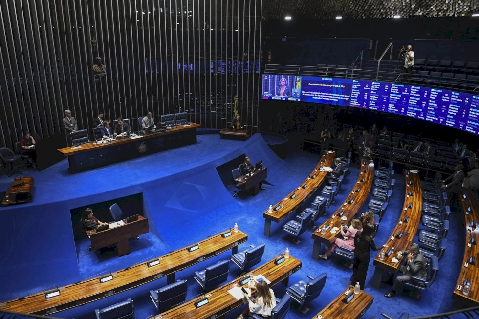 Fim da 6x1: entenda quais profissões serão afetadas pela mudança e quem fica de fora