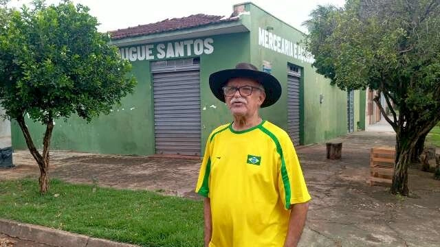 “Todo mundo queria guardar”, diz comerciante sobre maleta suspeita de bomba