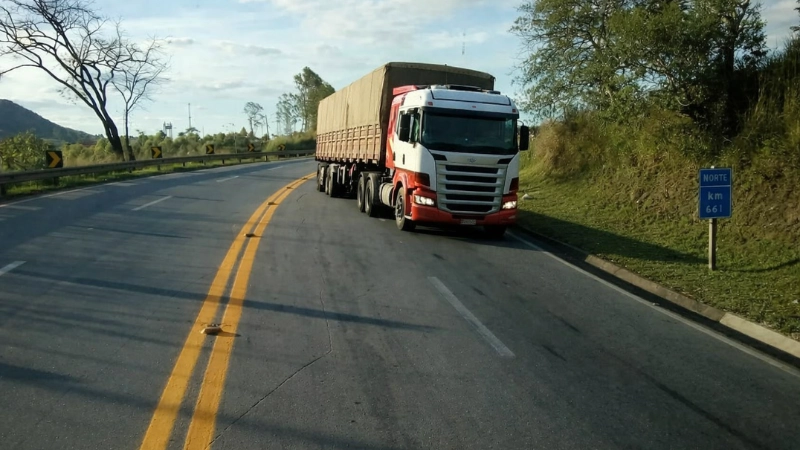 Caminhoneiro é encontrado desacordado na BR-040 e pode ter sido vítima de golpe