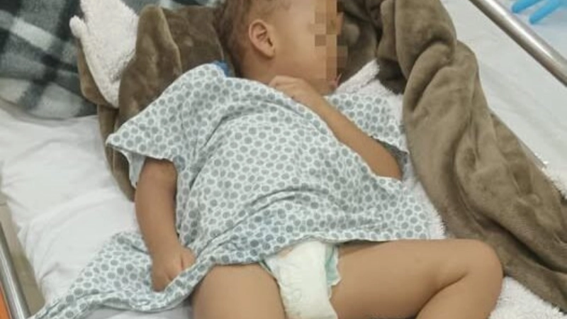 Criança internada em Lafaiete aguarda vaga em unidade pediátrica especializada