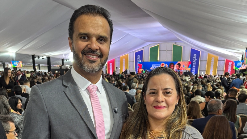 Ouro Branco recebe Selo Ouro por desempenho em alfabetização no país