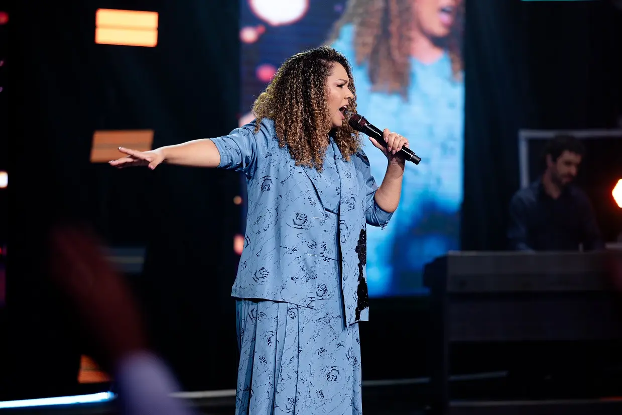 "Irrevogável": novo single de Vanessa Carvalho convoca Igreja a remover altares que competem com Deus