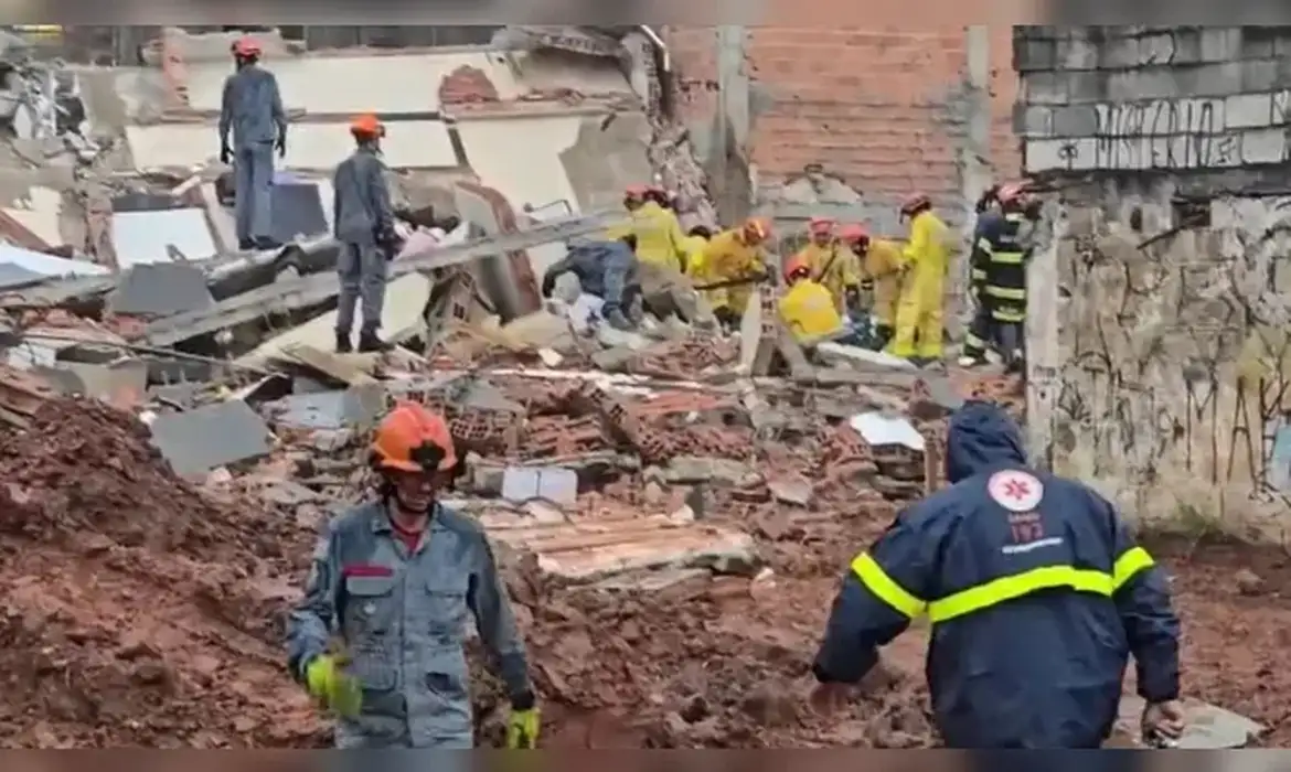 Tragédia em São Bernardo: Prédio residencial desaba e deixa cinco soterrados