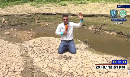 Repórter faz apelo emocionado ao vivo e pede chuva em oração durante seca histórica em Honduras