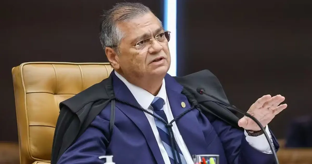 Flávio Dino solicita explicações de presidentes de partidos sobre indicação de emendas