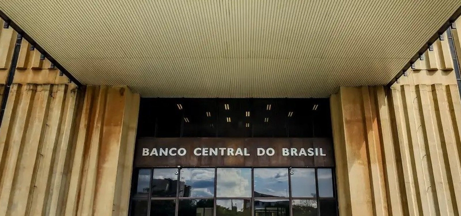 Banco Central reduz Selic para 14% ao ano, menor taxa desde março de 2025