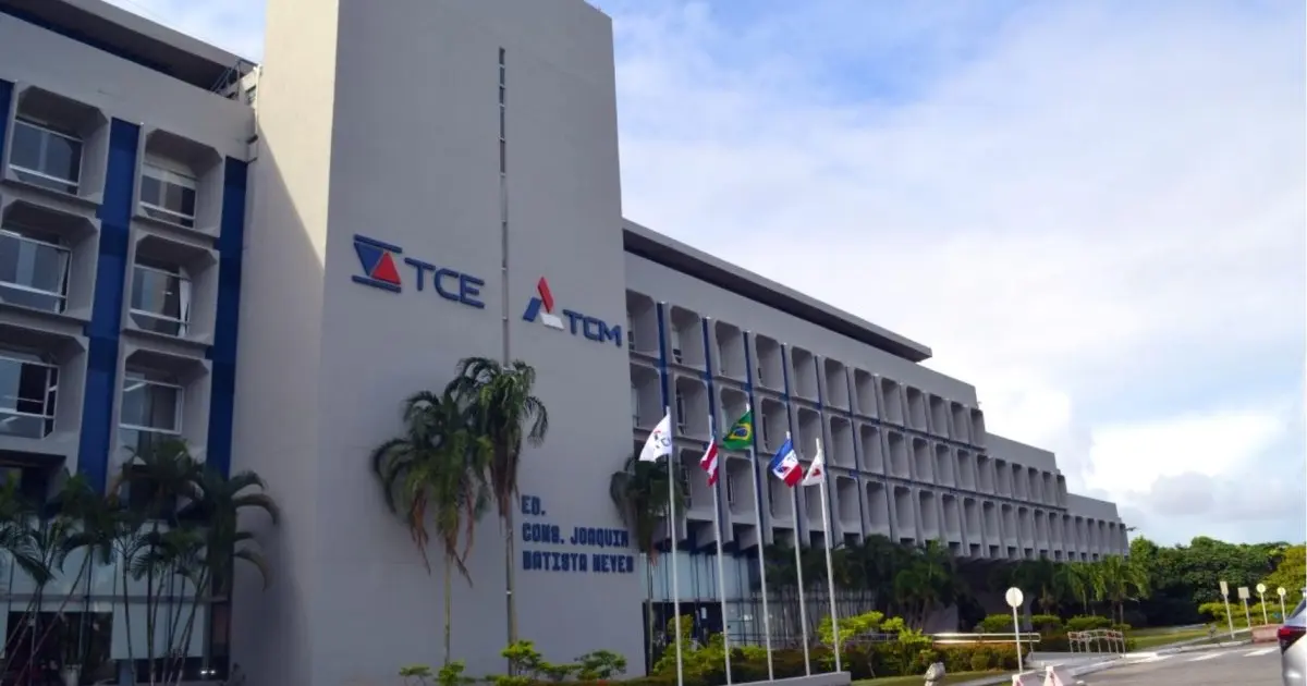 Confira a lista do TCE com 602 gestores baianos que tiveram contas rejeitadas nos últimos oito anos