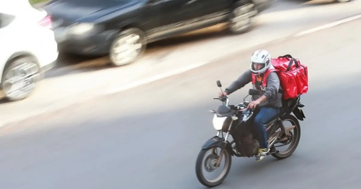 Senado instala comissão para acelerar MP que beneficia motociclistas, motoristas por aplicativo e taxistas