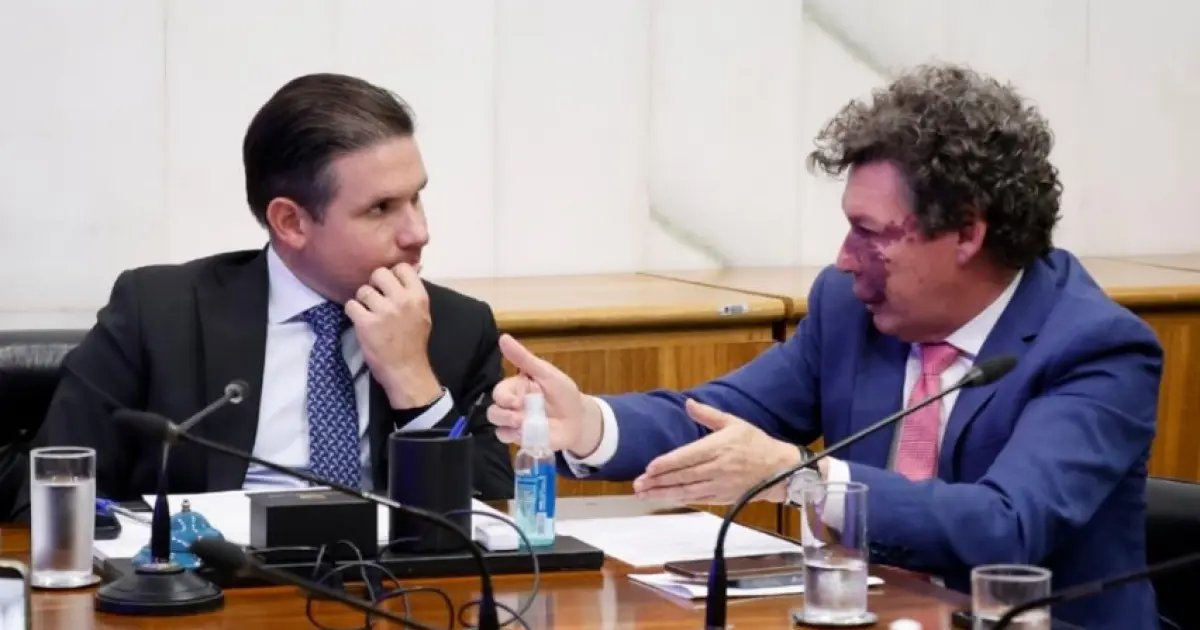 Hugo Motta escolhe deputado do PT para presidir comissão que vai votar medida da "taxa das blusinhas"