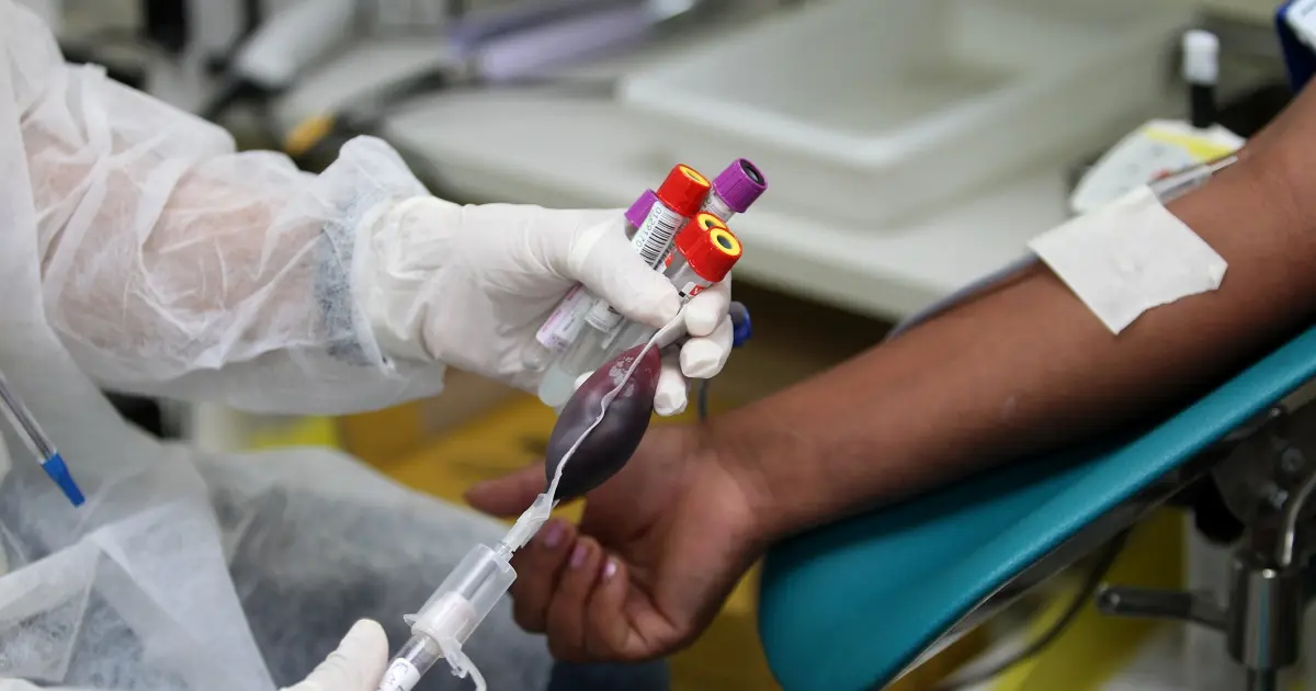 Em meio a baixo estoque, Hemoba amplia horário de atendimento para doação de sangue na Bahia