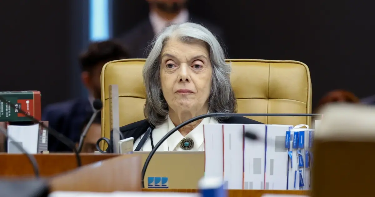 VÍDEO: Cármen Lúcia diz estar envergonhada com crise no STF e pede desculpas à população brasileira