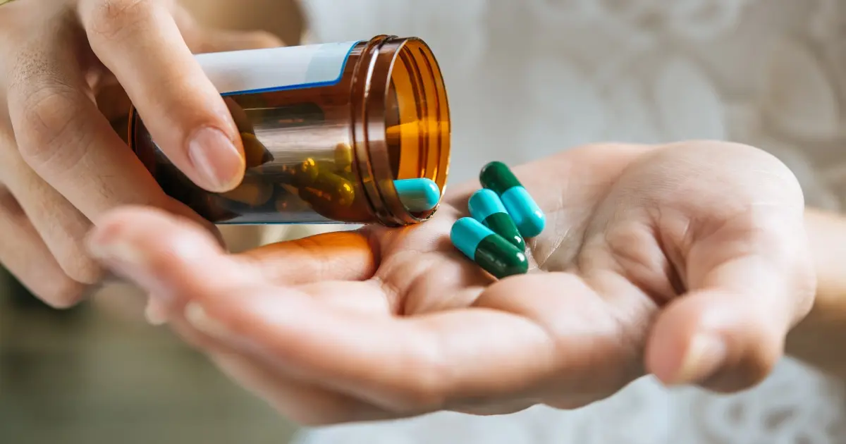 Uso de antidepressivos vem acompanhado de outras terapias para doenças crônicas em 22,8% dos casos