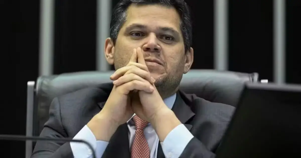 Alcolumbre marca sessões de discussão sobre fim da escala 6x1 no Senado dois dias após 1º turno