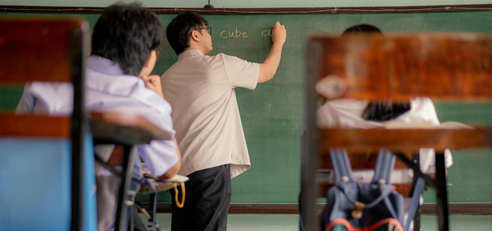 15 de Outubro: Dia do Professor reforça importância da educação e valorização da categoria