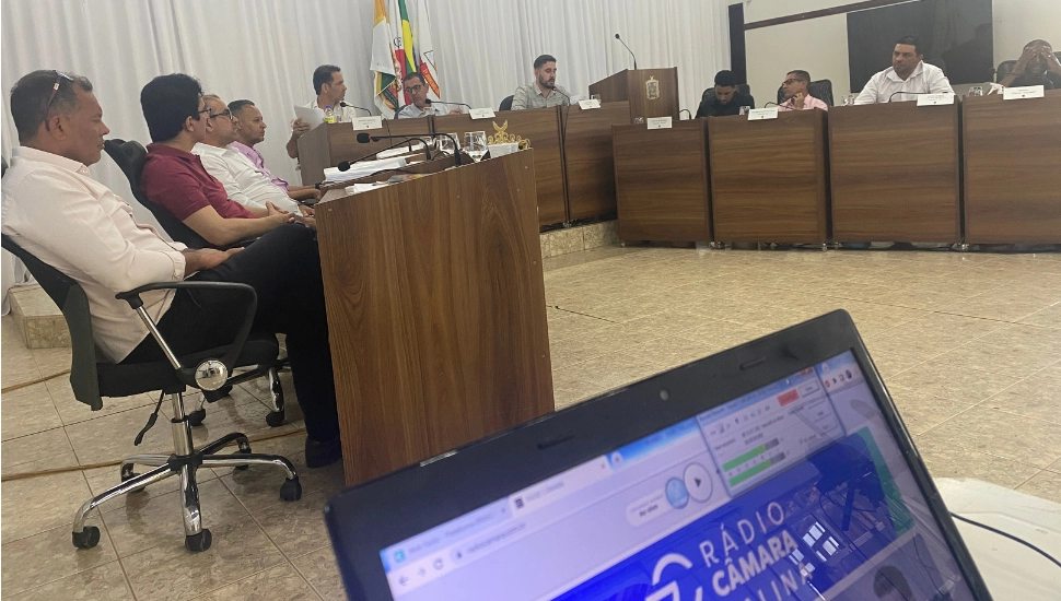 CONFIRA AS INDICAÇÕES E REQUERIMENTOS APROVADOS DURANTE REUNIÃO DA ÚLTIMA SEGUNDA-FEIRA 10/08.