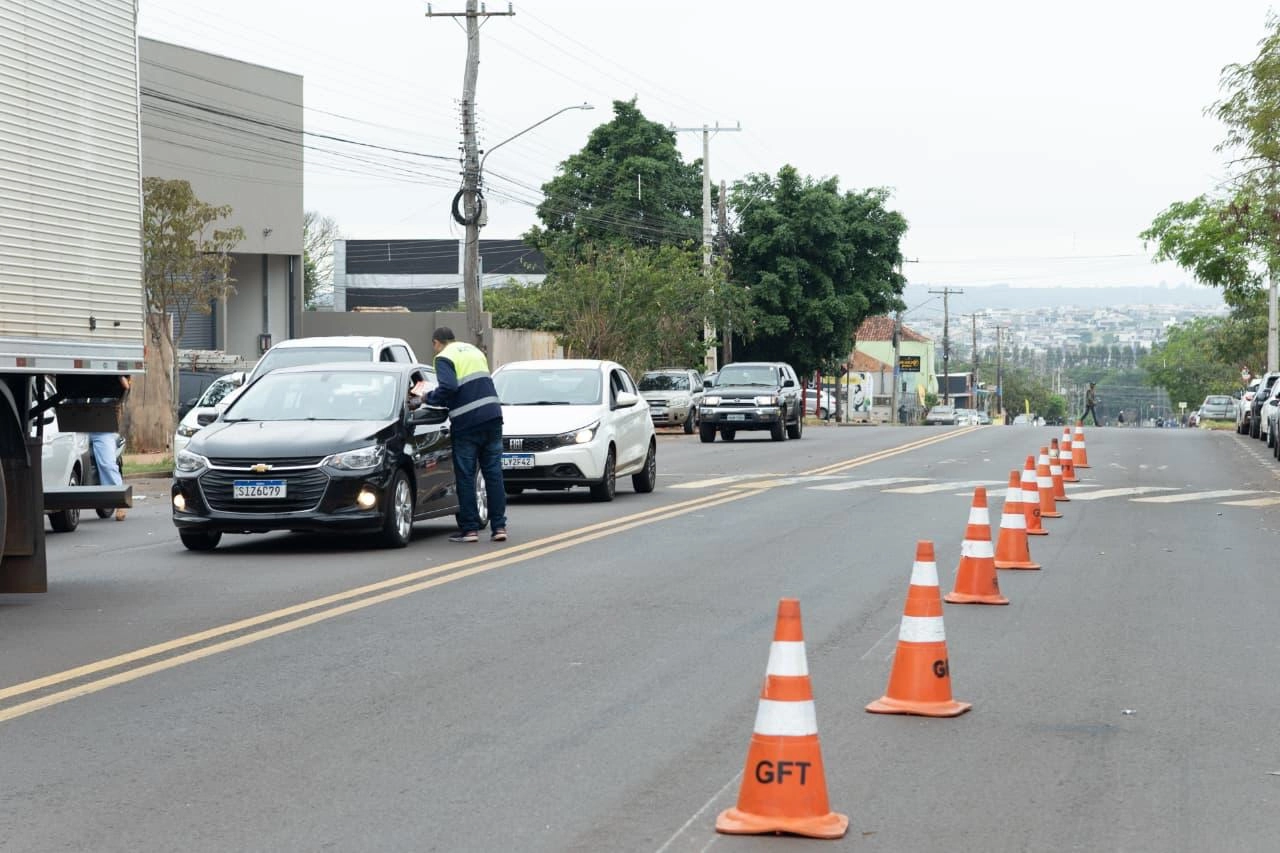 Obras de drenagem alteram o trânsito na Rua Santa Quitéria em Campo Grande