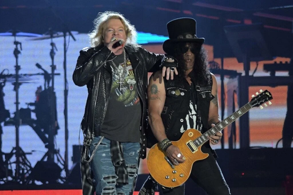Por que Slash considera o maior sucesso do Guns N’ Roses insuportável? Entenda