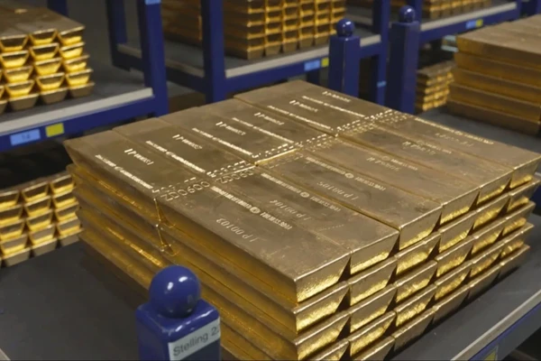 Bancos centrais movimentam reservas de ouro em meio a tensões globais